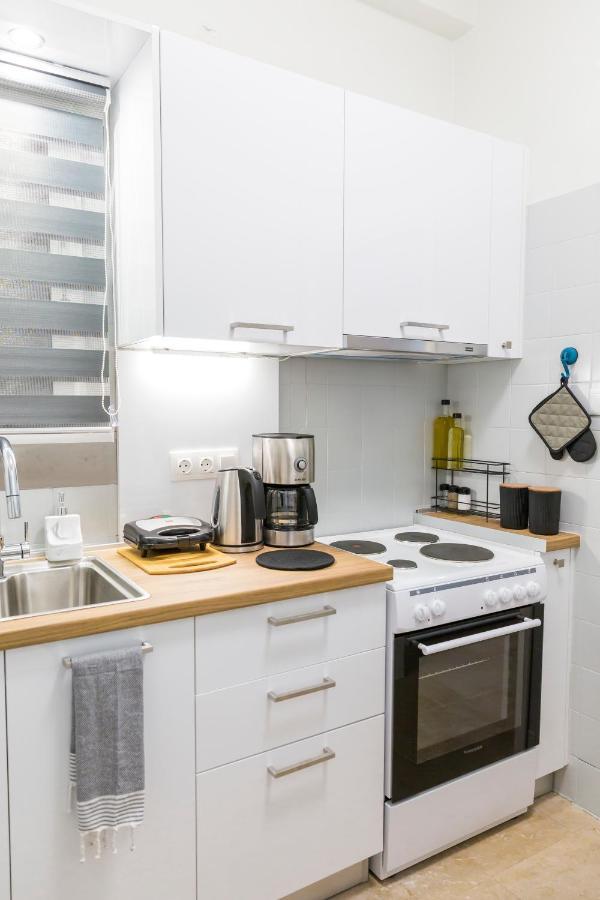 Sweet Greek Memories-Acropolis Apartment เอเธนส์ ภายนอก รูปภาพ